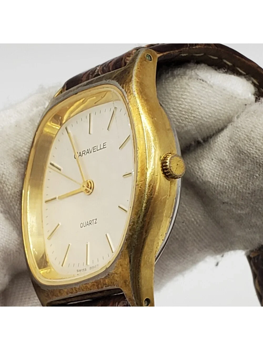 Vintage Caravelle Quartz 4J Watch For Parts Or Repair